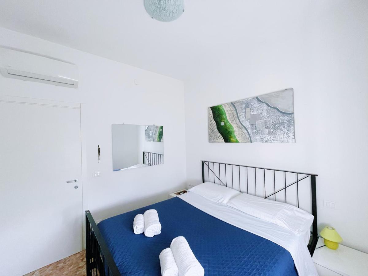 Confortini Rooms Sunday Verona Exterior photo